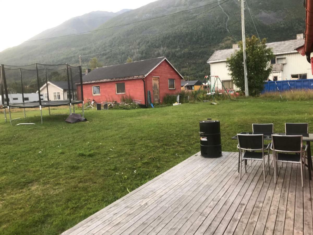 Ferienwohnung Anton Antonsensveg 18 Northern Aurora Budget Olderdalen Exterior foto